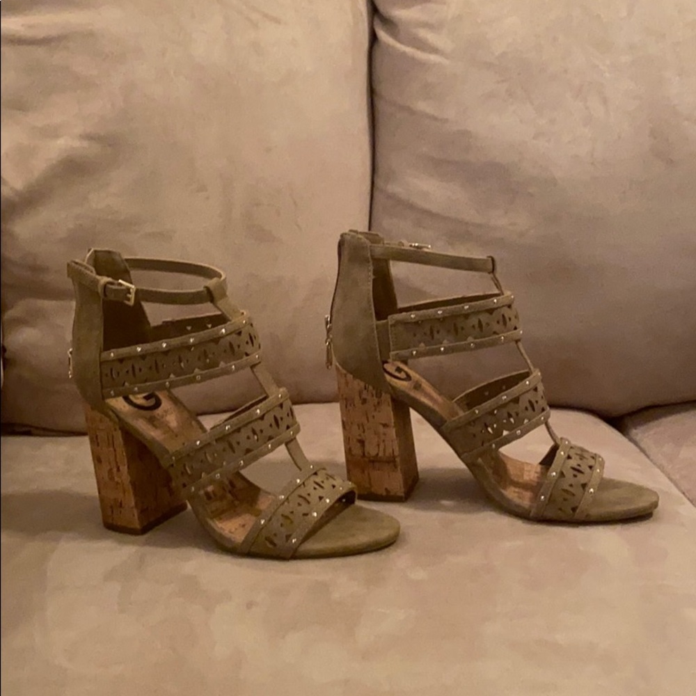 Guess Taupe colored block heel sandal